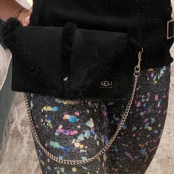 Ugg Shearling RARE 3-in-1 Belt, Shoulder, & Clutch - Picture 7 of 11